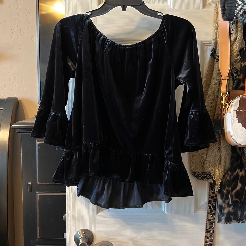 Off the shoulder velvet top